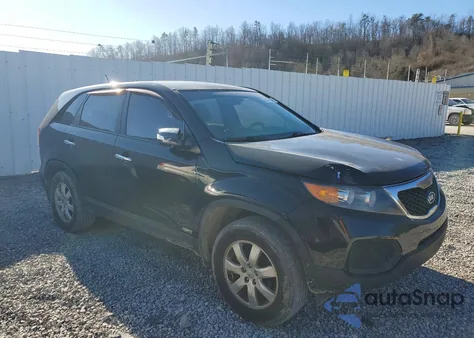2013 Kia Sorento Lx z USA, uszkodzony, nr VIN 5XYKTCA66DG406191